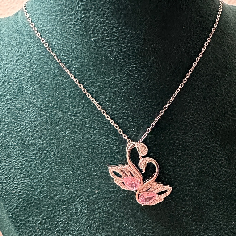 Elegant Pink Swan  lovers Pendant Necklace